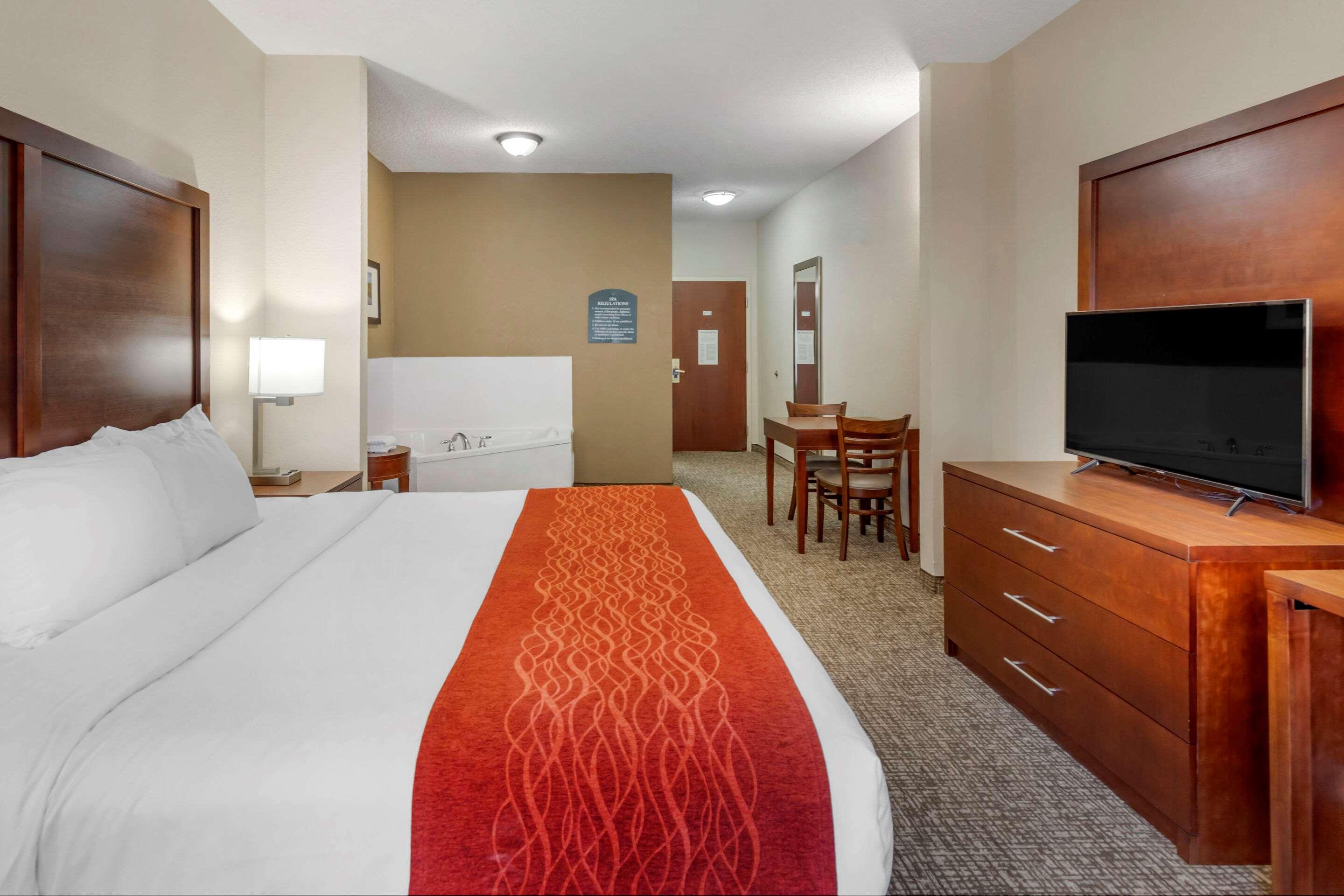 Comfort & Inn Suites Canton Extérieur photo