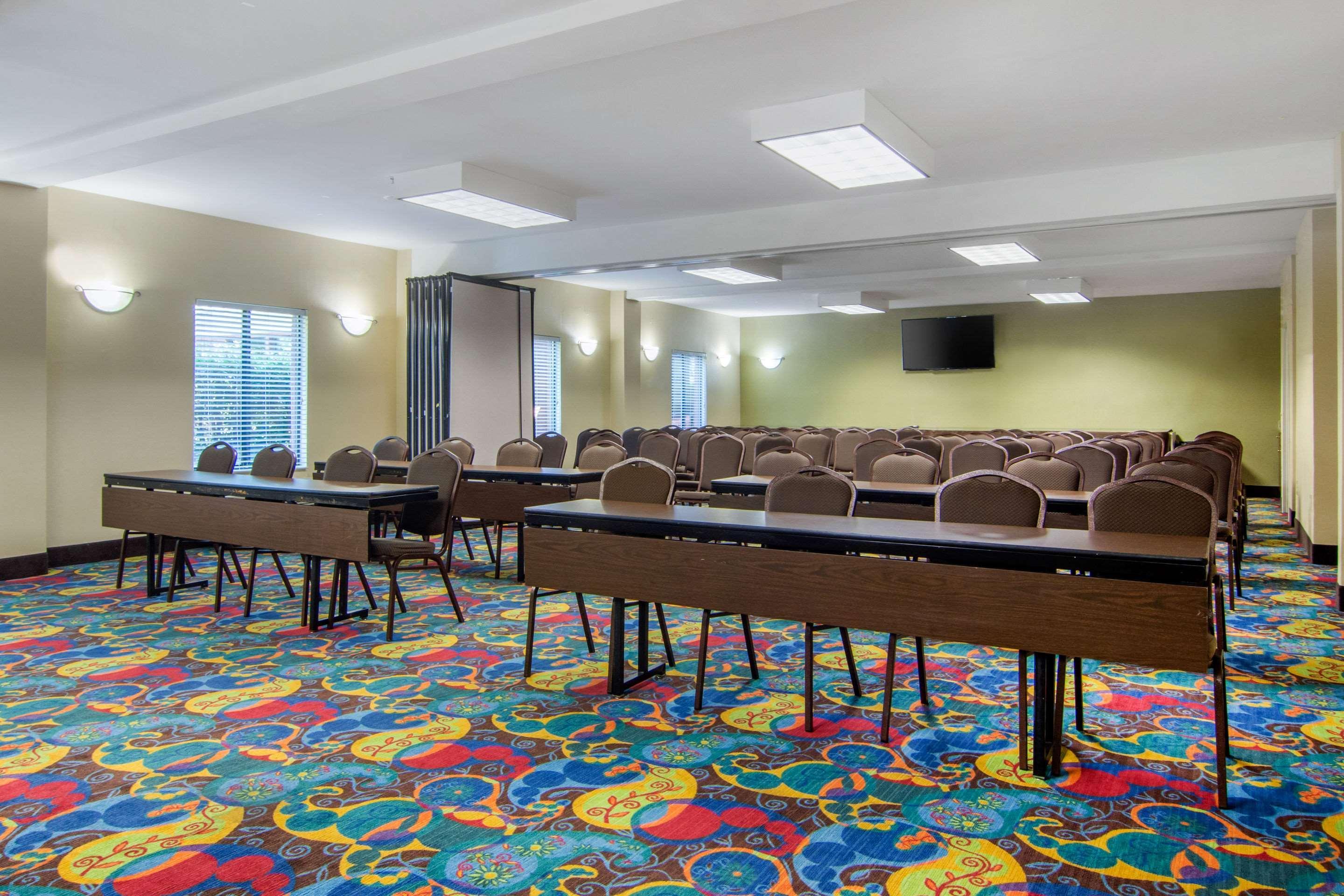 Comfort & Inn Suites Canton Extérieur photo