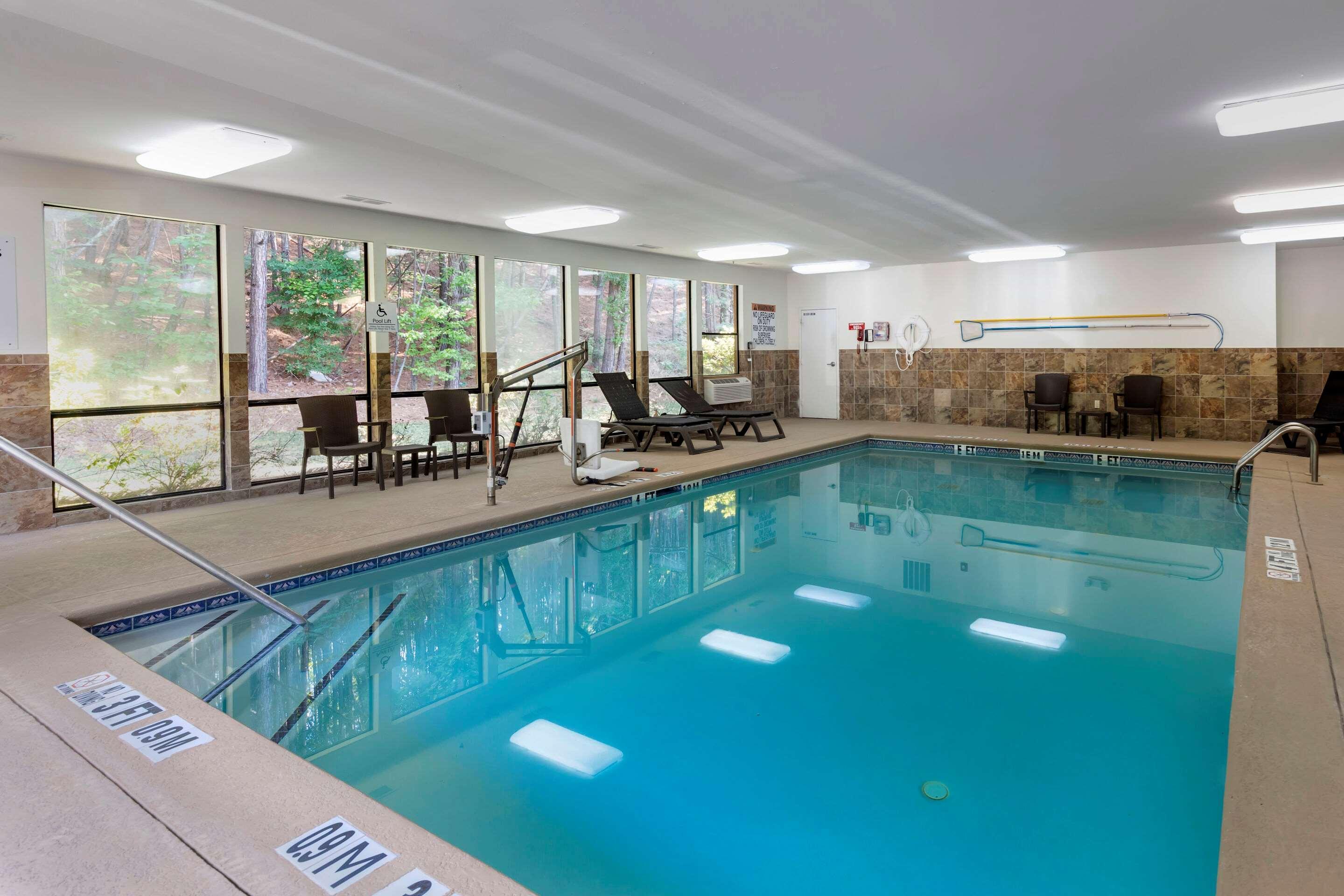 Comfort & Inn Suites Canton Extérieur photo