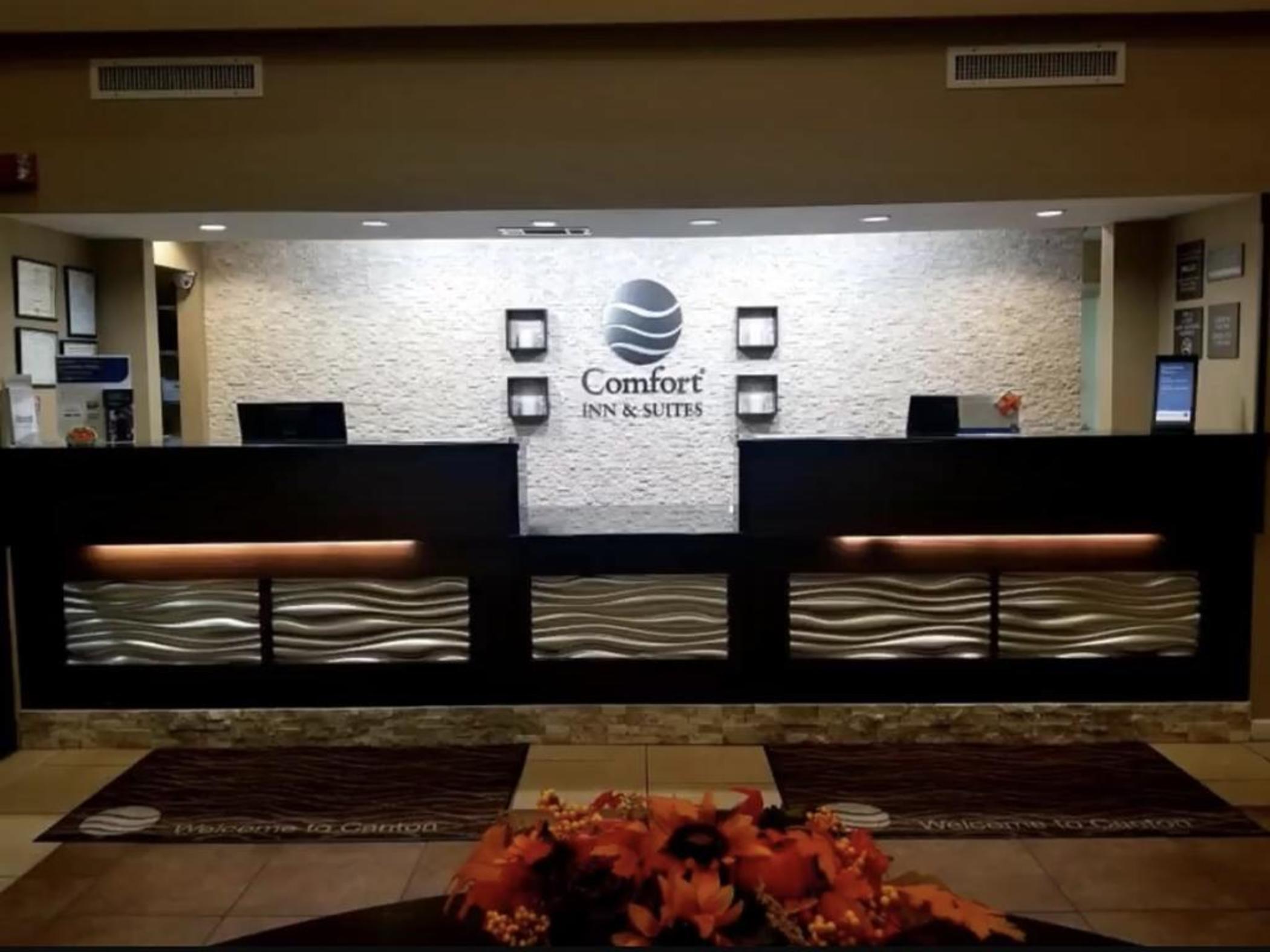 Comfort & Inn Suites Canton Extérieur photo