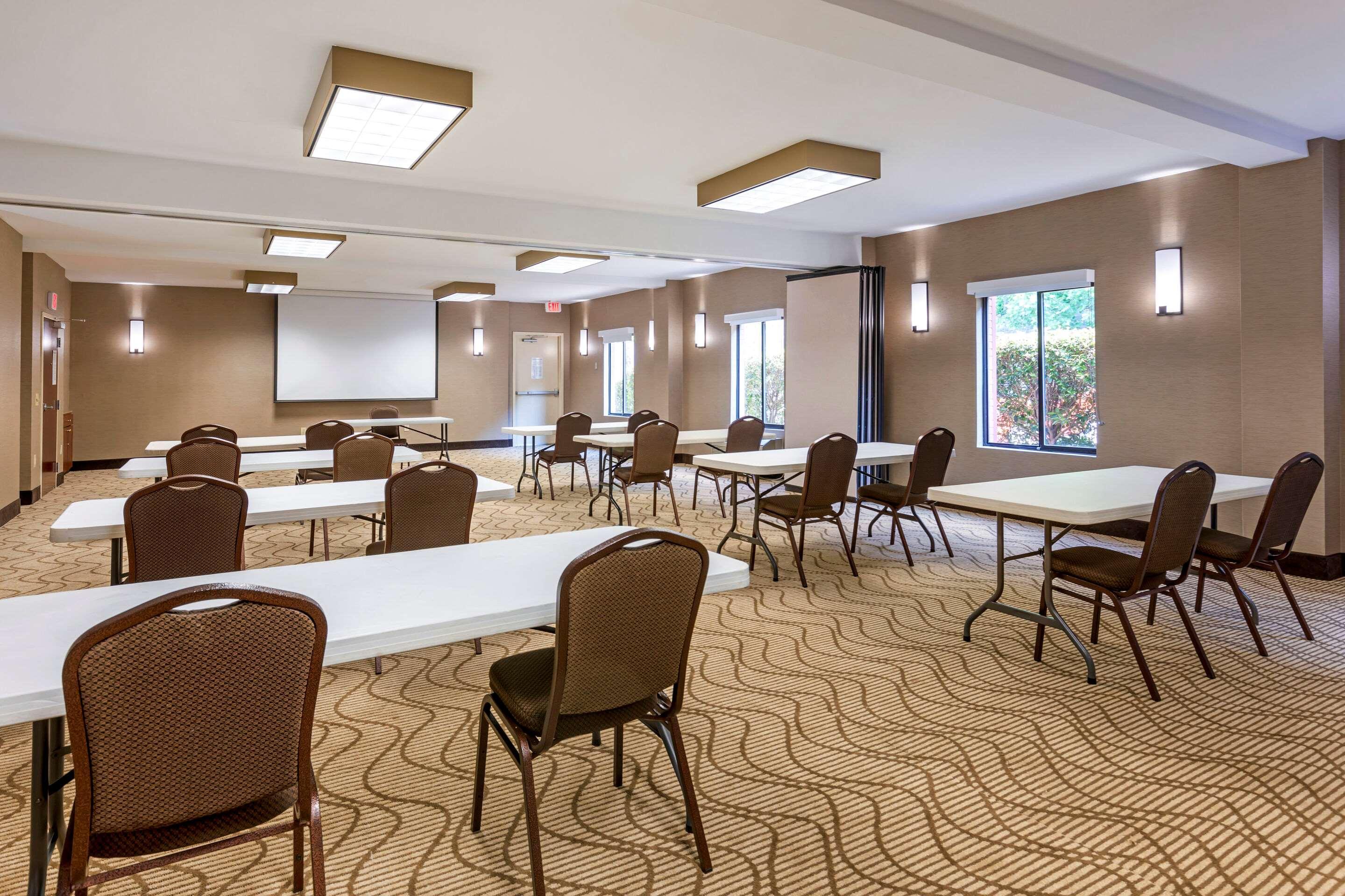 Comfort & Inn Suites Canton Extérieur photo